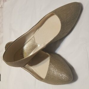 FADED GLORY Sz 7.5 Gold Sparkle slightly pointed toe  Flat Slippers, EUC
